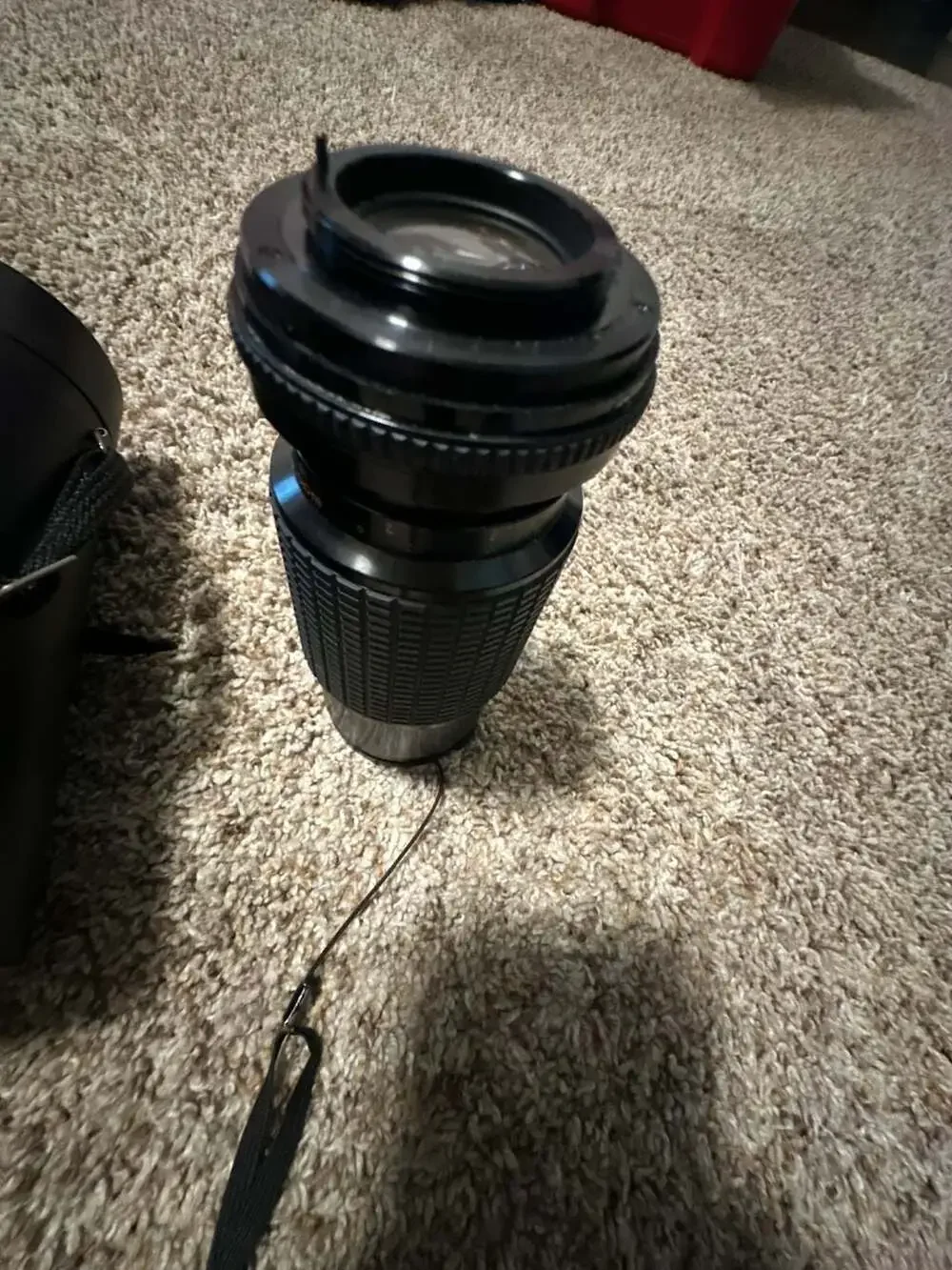 Rokinon‎ 70-210mm f/3.5-4.5 Zoom Macro Lens for Canon FD Mount